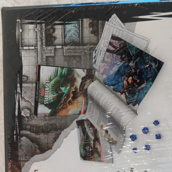Dungeons & Dragons Starter Set - Picture 5 of 9